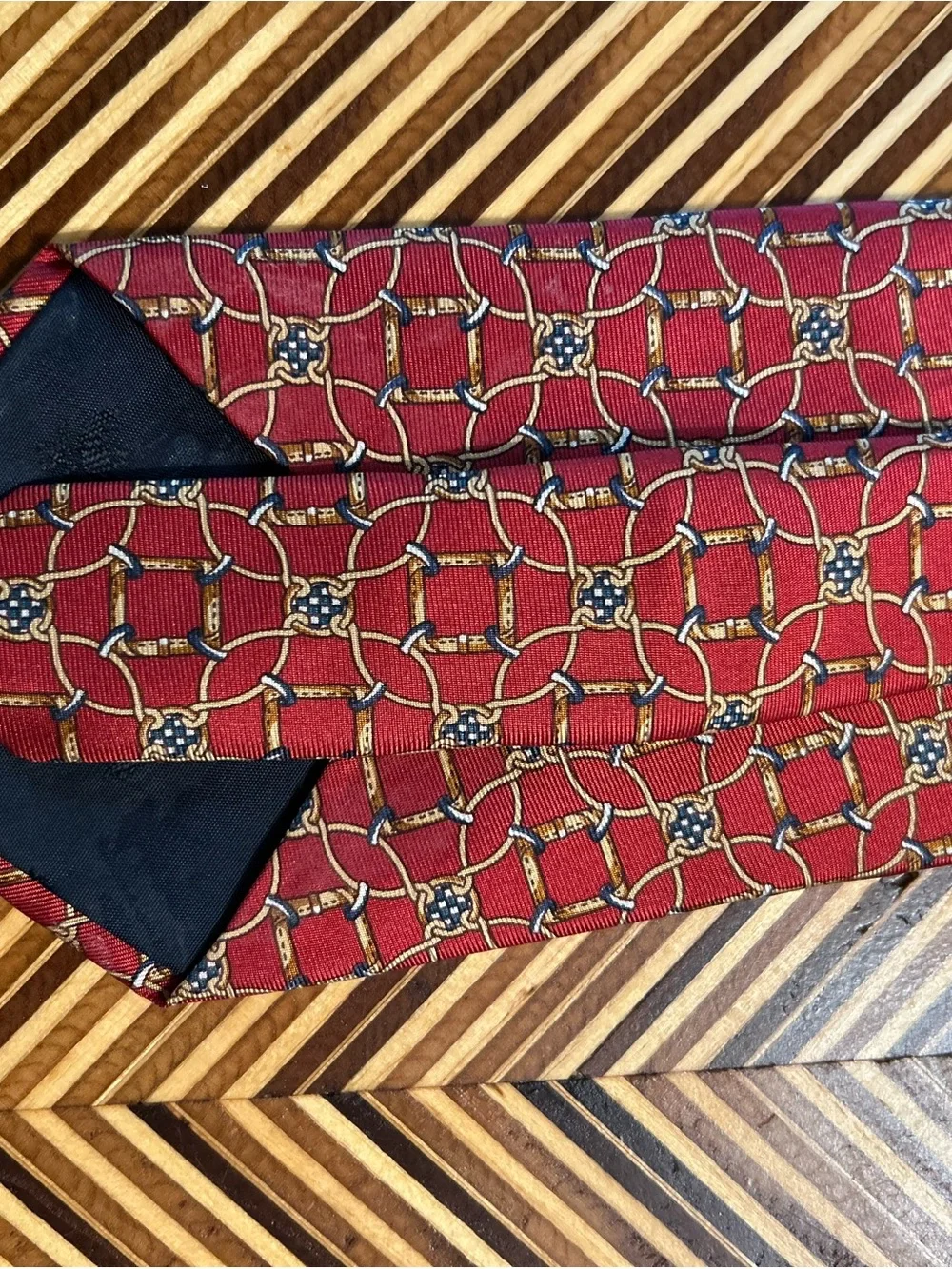 Brooks Brothers Red Silk Tie with Gold and Navy Chain Motif